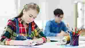 Tips Meningkatkan Konsentrasi Saat Belajar Atau Bekerja - Panduan serta Metode Efisien buat Tingkatkan Fokus dikala
