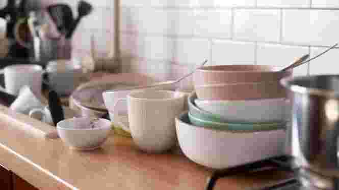 Trik Membersihkan Dapur Dengan Cepat Dan Efisien - Panduan Efisien Mensterilkan Dapur Dengan cara Kilat Tanpa Produk Mahal.