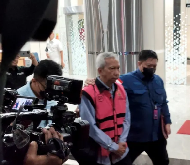 Tersangka Kasus Pertamina Bertambah Sembilan Orang
