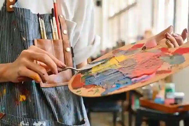 Menikmati Seni Melukis Memberikan Hiburan Dan Relaksasi - Seni senantiasa jadi bagian berarti dalam kehidupan orang.